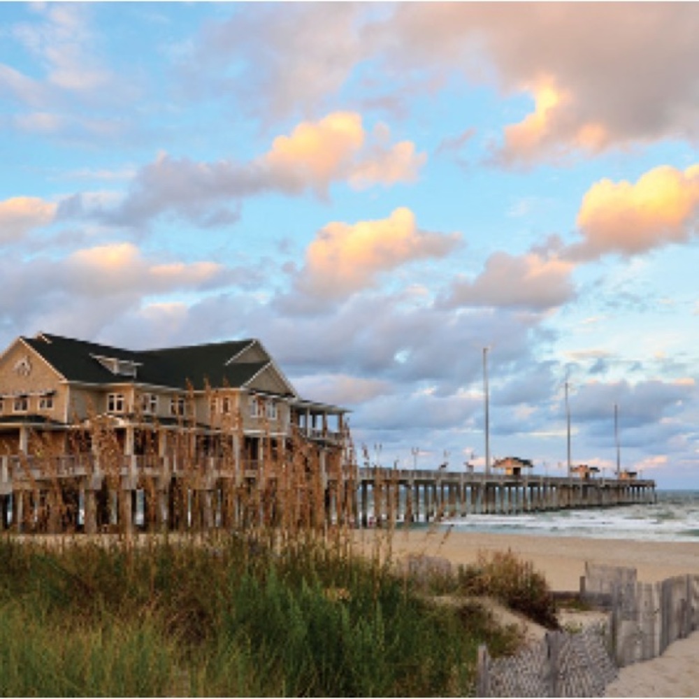 Heritage Nagshead “Jennette’s Pier” 550 Piece Jigsaw Puzzle (24” x 18”)(EUC) - Picture 2 of 5